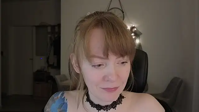 Aurora_Velvett_ Chat XXX live