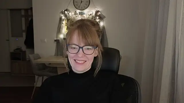 Chat +18 de Aurora_Velvett_ ao vivo