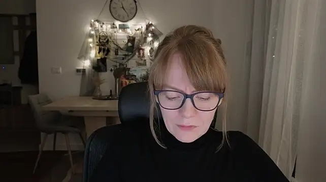 צ'אט XXX בשידור חי של Aurora_Velvett_