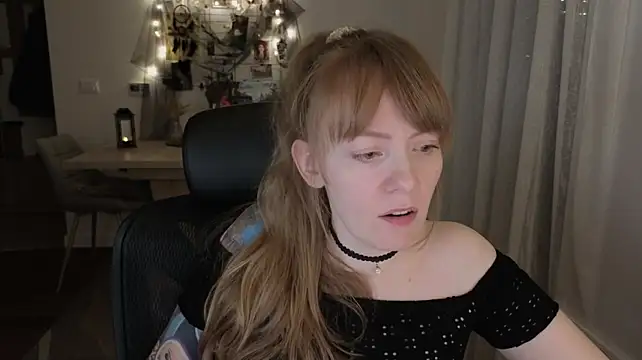 XXX chat uživo modela Aurora_Velvett_