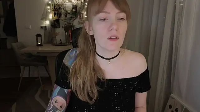 Aurora_Velvett_'s Live XXX Chat