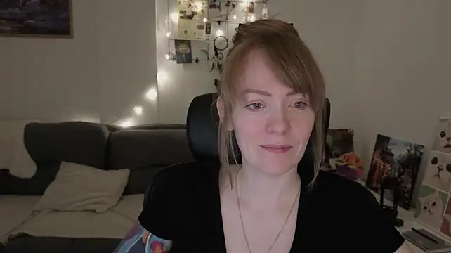 Aurora_Velvett_ Webcam-Show