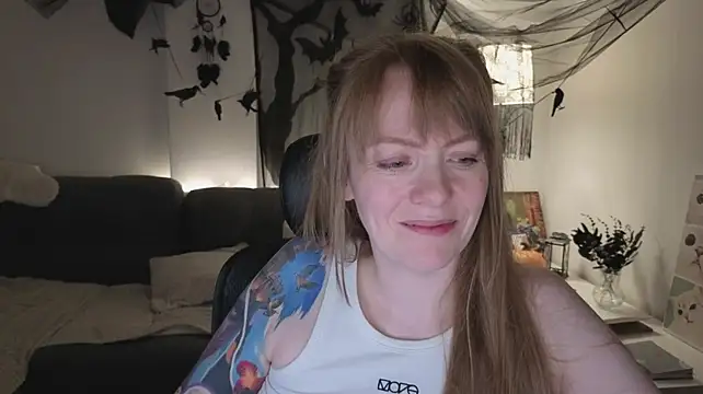 Aurora_Velvett_ Show Webcam