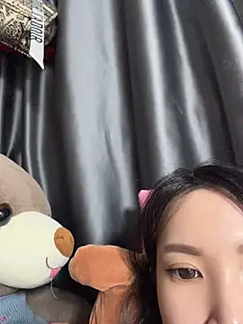 Lunababy668 Show Webcam