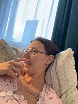 دردشة Elina_T الجنسية المباشرة