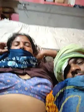 הופעת וובקאם של Indian_cuple_69