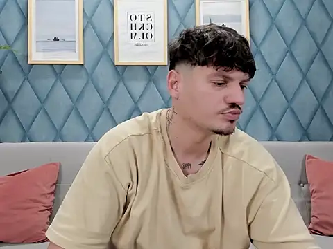 marioalessio webcam show