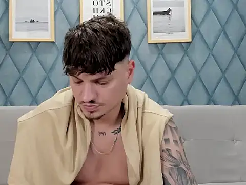 Webkamerová show marioalessio