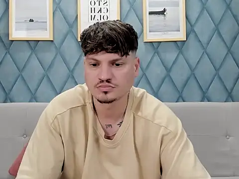 Webkamerová show marioalessio