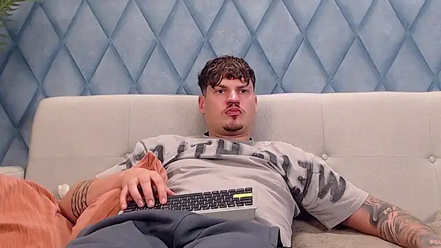 marioalessio webcam show
