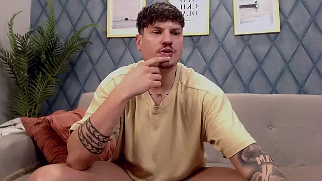 Webkamerová show marioalessio