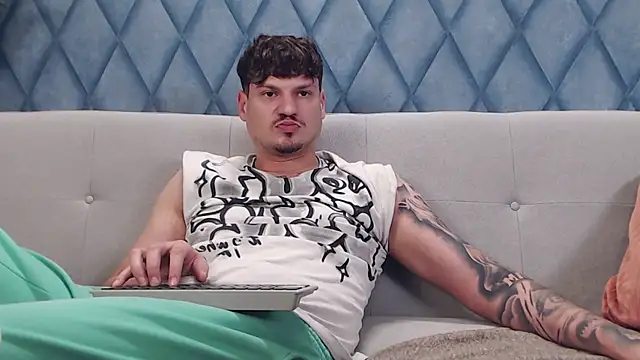 marioalessio Pertunjukan Webcam