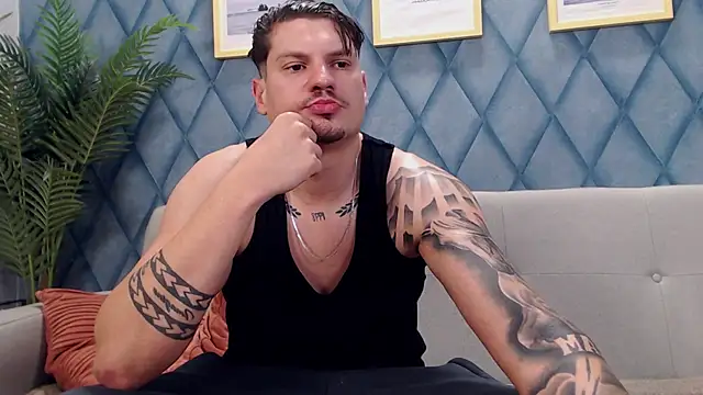 marioalessio webcam show