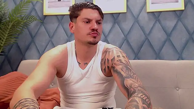 Webkamerová show marioalessio