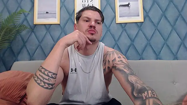 Show de marioalessio na webcam