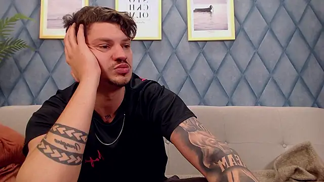 marioalessio Шоу с уебкамера
