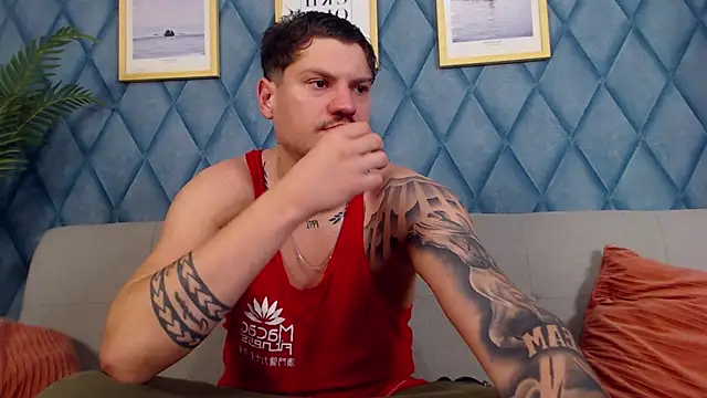 marioalessio webkamerás műsora