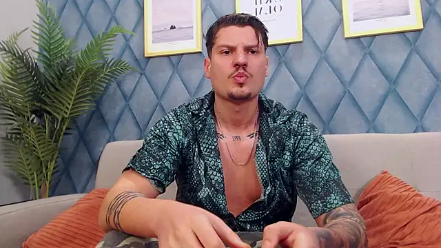 marioalessio 网络视讯表演