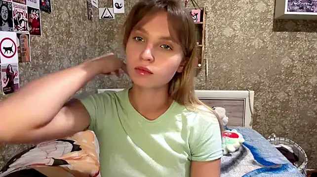 LilliaEhmen's Live XXX Chat