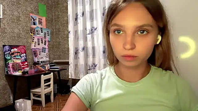 LilliaEhmen's Webcam Show