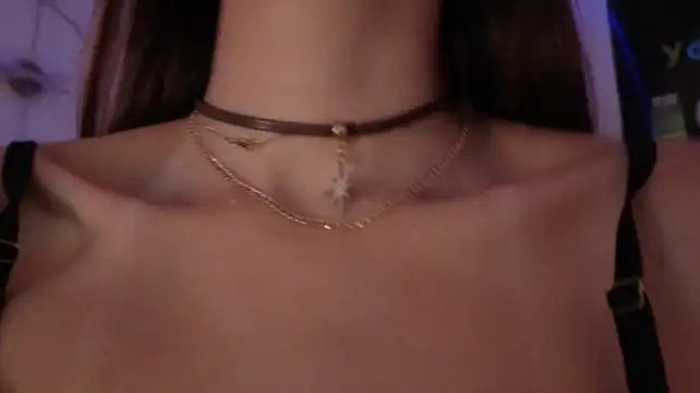 הופעת וובקאם של OctoberStella