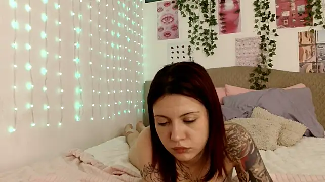 Show de Lily_Flores na webcam