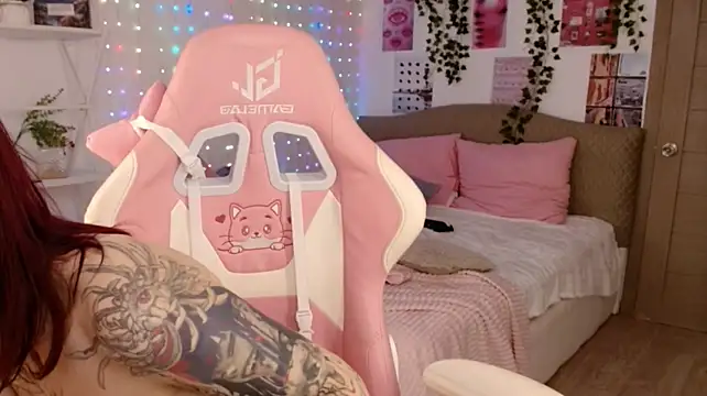 Lily_Flores 网络视讯表演