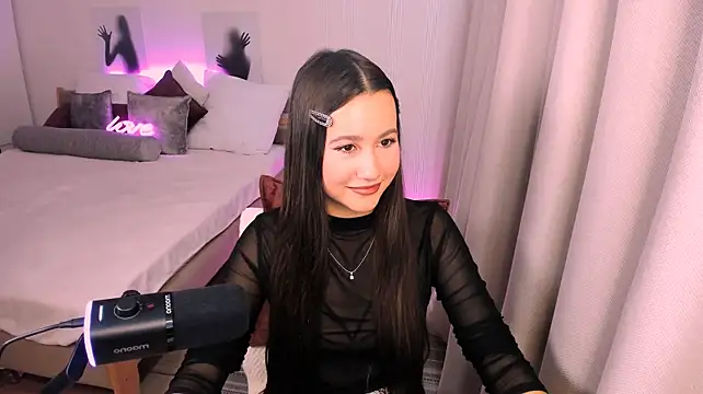 GabrielleEvy Adlı Modelin Canlı XXX Sohbeti