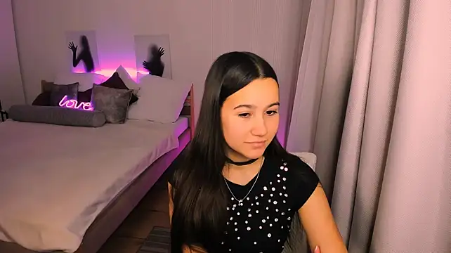 GabrielleEvyn Webbikameraesitys