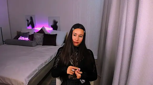 GabrielleEvy Show in webcam