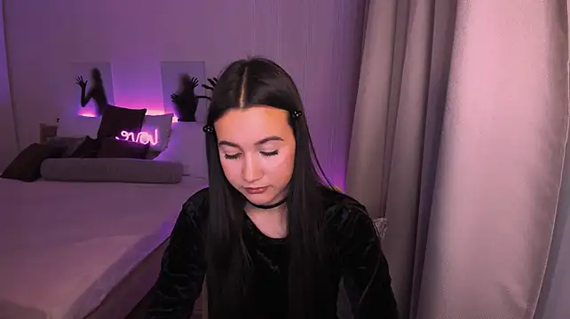 GabrielleEvy Show in webcam