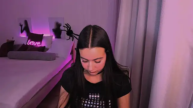 GabrielleEvy Show in webcam