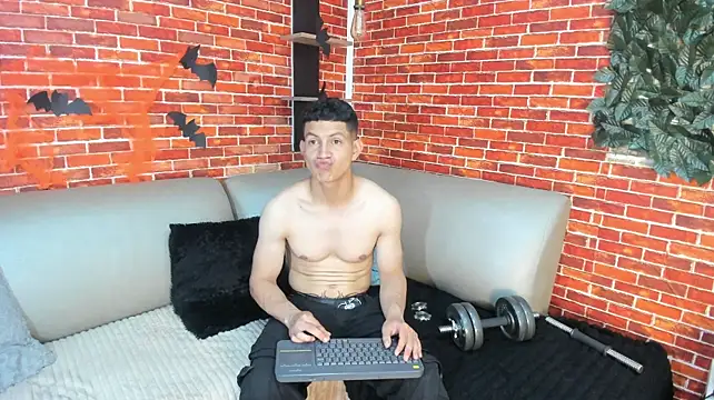 הופעת וובקאם של Tony_Zackk1