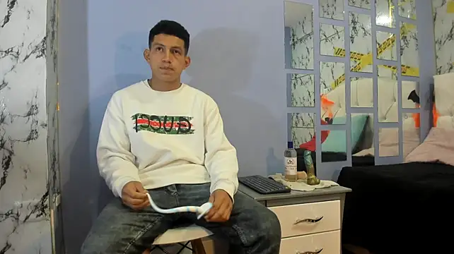 Tony_Zackk1n Webbikameraesitys