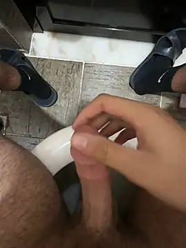 Pertunjukan Kamera Web miniuu7