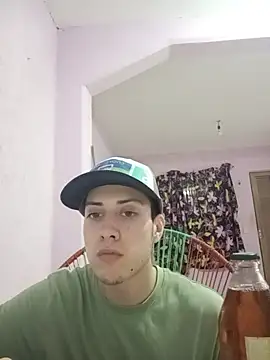 Carlitos7381 Show Webcam