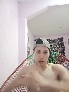 Carlitos7381 – webcam-show