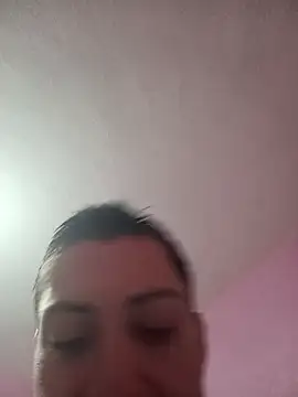 Carlitos7381's Live XXX Chat