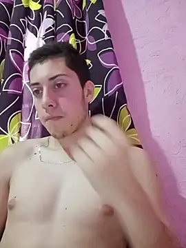 Carlitos7381 – webcam-show