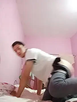 Carlitos7381's Webcam Show