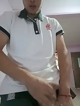 Carlitos7381: вебкам-шоу