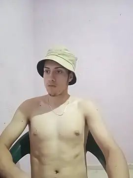 Carlitos7381's Webcam Show