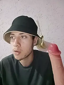 عرض كام Carlitos7381