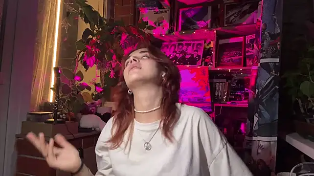Онлайн чат XXX Leona_TX