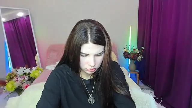 Webkamerová show Kira_Vine