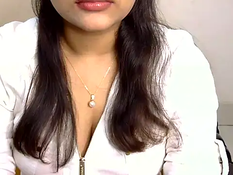 Lisa_Safi_05's Webcam Show