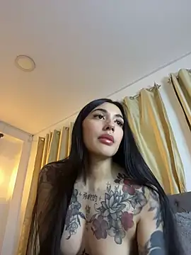 Nahial1 Adlı Modelin Canlı XXX Sohbeti