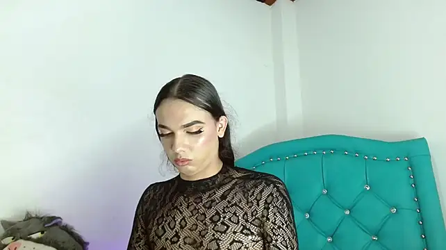 Almazz_Hot Show in webcam