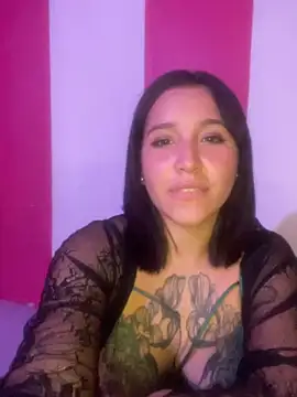 AlissLove22's Webcam Show