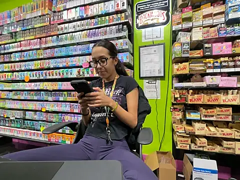 c00k13kat Pertunjukan Webcam